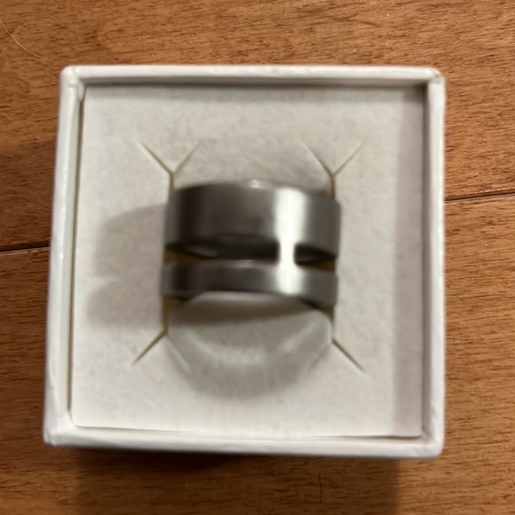 Swarovski Atelier Victor & Rolf frozen grey ring - Picture 5 of 6